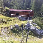 Outdoorhotel Jaeger Von Fall
