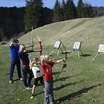 Outdoorhotel Jaeger Von Fall Hotel