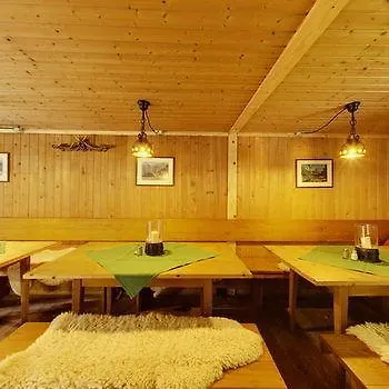 Outdoorhotel Jaeger Von Fall Hotel 3*