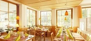 Hotel Outdoorhotel Jaeger Von Fall 3*