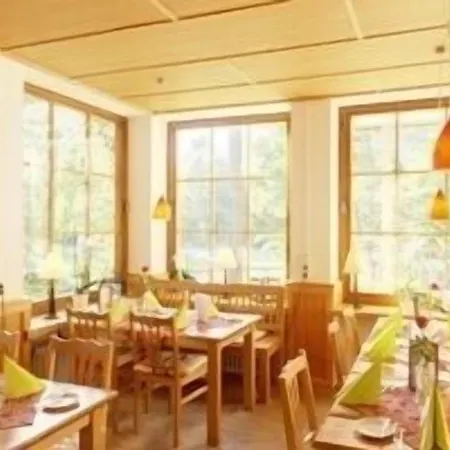 Outdoorhotel Jaeger Von Fall Hotel 3*