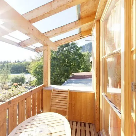 Outdoorhotel Jaeger Von Fall 3* لينغريس