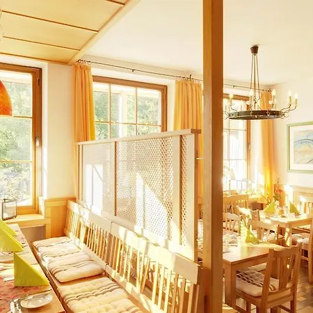 Hotel Outdoorhotel Jaeger Von Fall