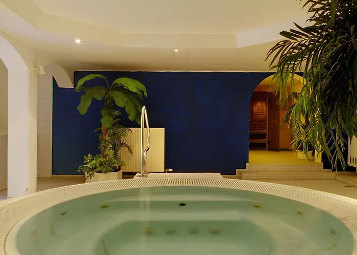 Outdoorhotel Jaeger Von Fall