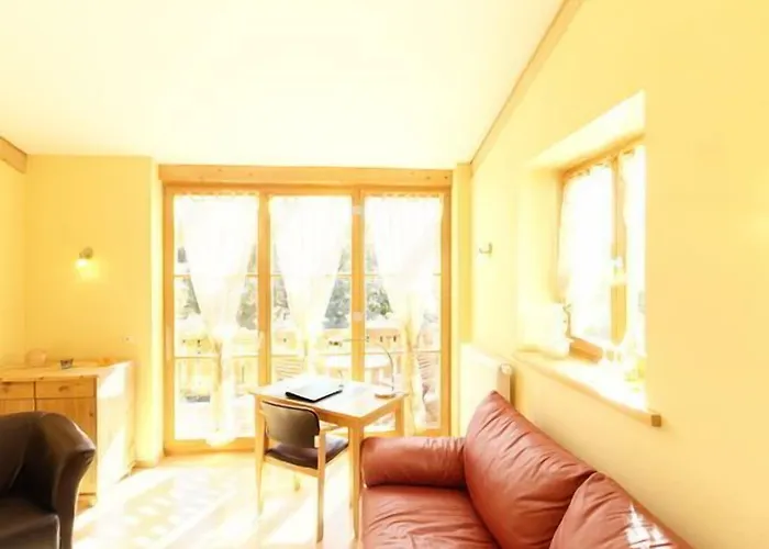 Hotel Outdoorhotel Jaeger Von Fall